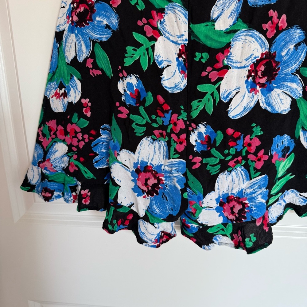 Valija Floral Print Women's Romper (medium) - Picture 8 of 12